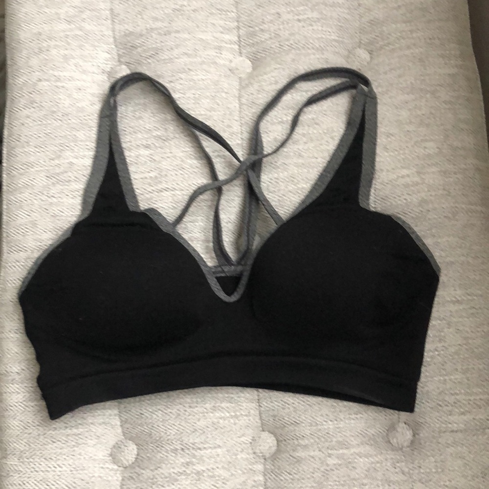 Victoria’s Secret Pink Push Up Sports Bra
